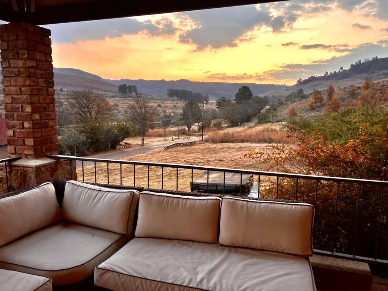 דלסטרום Stone Creek Mountain Lodge מראה חיצוני תמונה